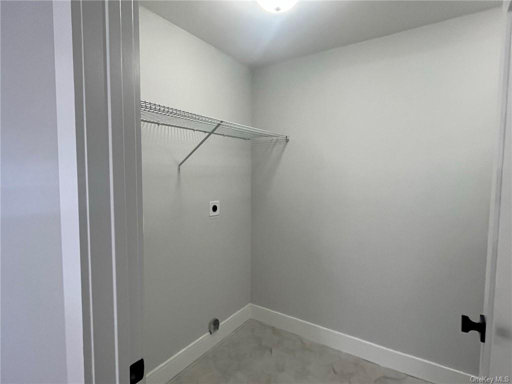 268 Lybolt Road Middletown, NY 10941 - Photo 10 of 28 a view of an empty walk in closet