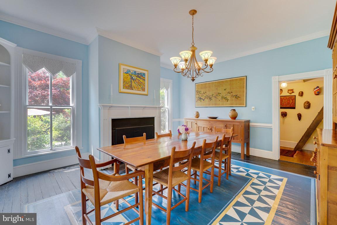 10 Watergate Court Silver Spring, MD 20905 - Photo 11 of 46 Gallery Image 11