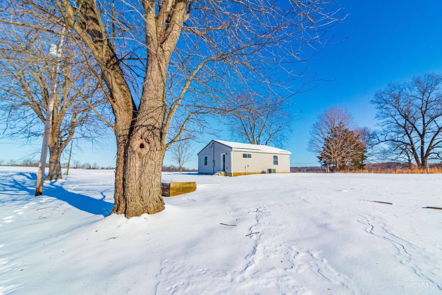 2090 Dutch Thomas Road Peebles, OH 45660 - Photo 9 of 20