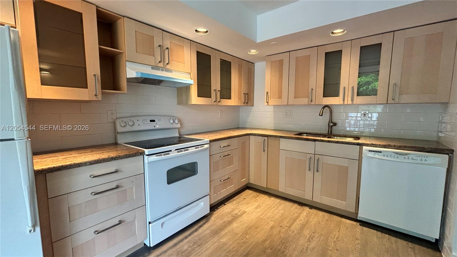 8540 Southwest 133rd Avenue Road, Unit 219 Miami, FL 33183 - Photo 8 of 32 Gallery Image 8