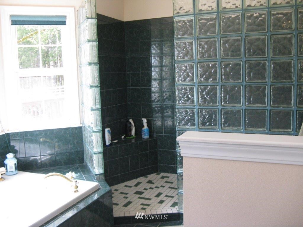 511 South Fork Road Raymond, WA 98577 - Photo 3 of 15 Gallery Image 3