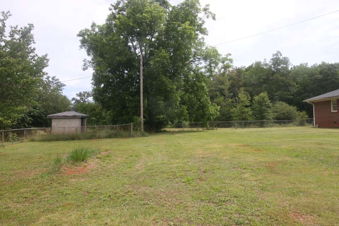 1102 Grady Hall Road Anderson, SC 29626 - Photo 5 of 17