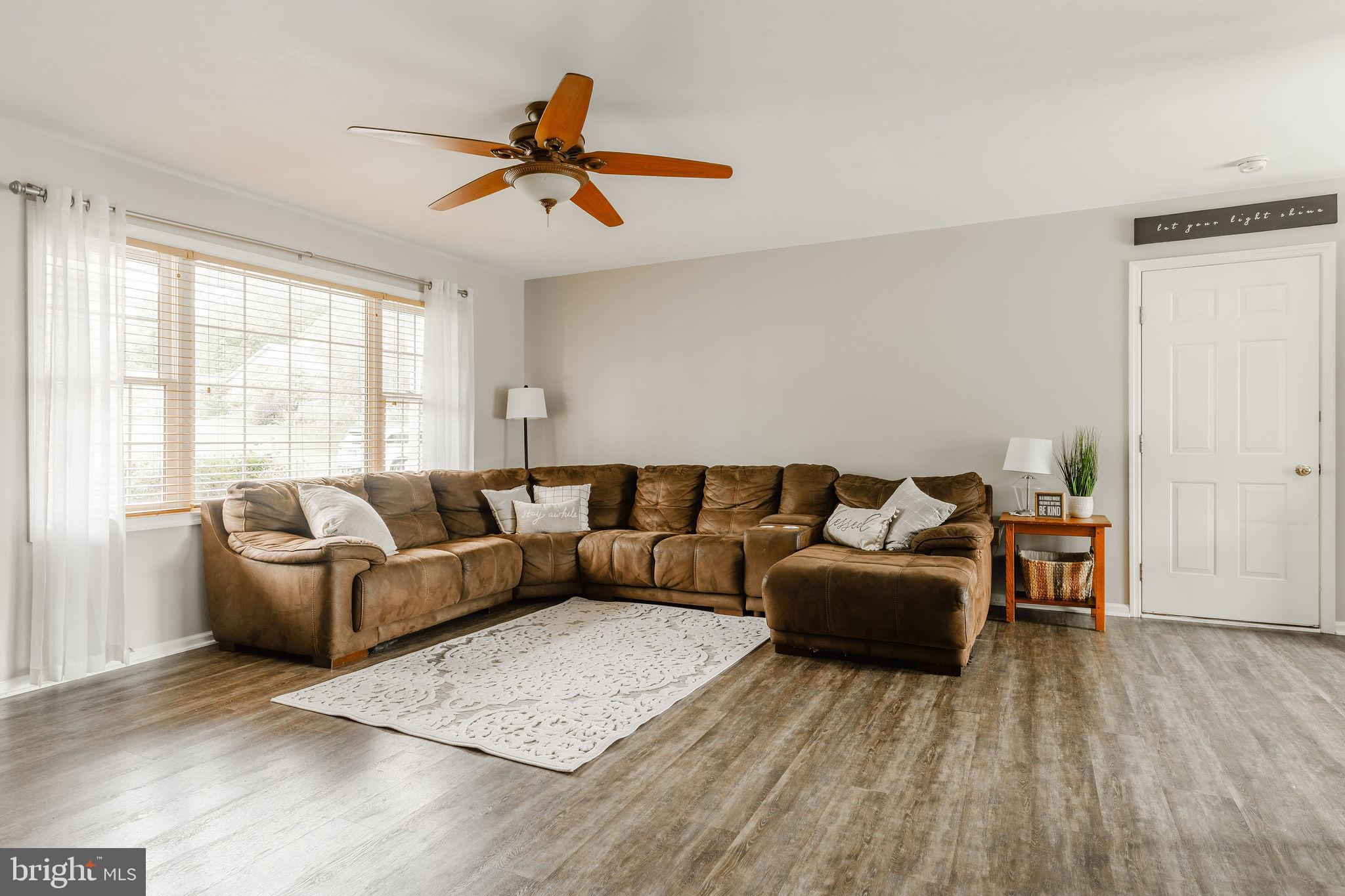 21 Edgewood Drive Lititz, PA 17543 - Photo 24 of 74