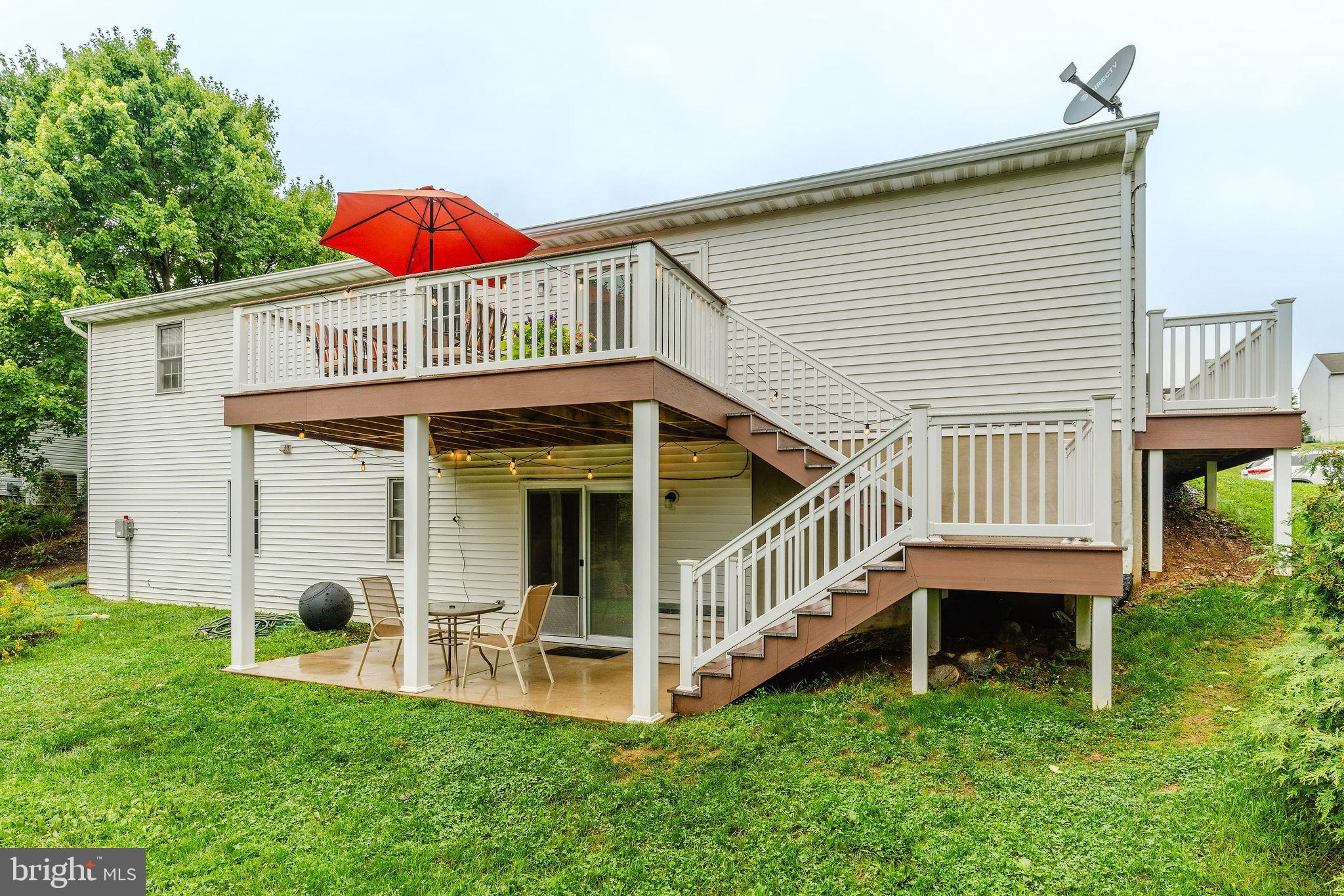 21 Edgewood Drive Lititz, PA 17543 - Photo 8 of 74