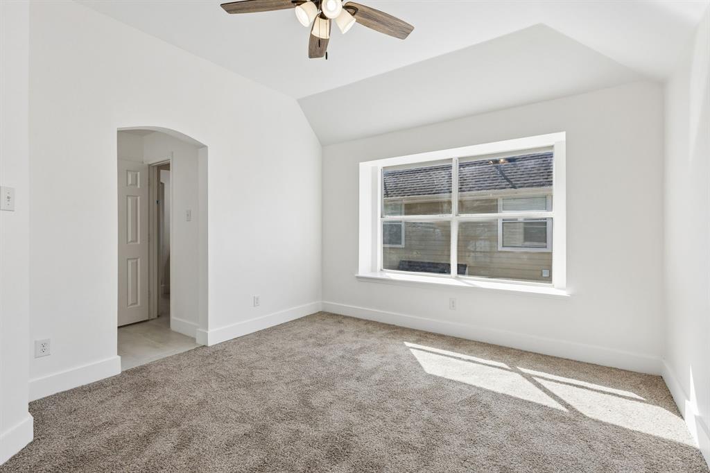 1533 Hudnall Farm Road Keller, TX 76248 - Photo 20 of 40