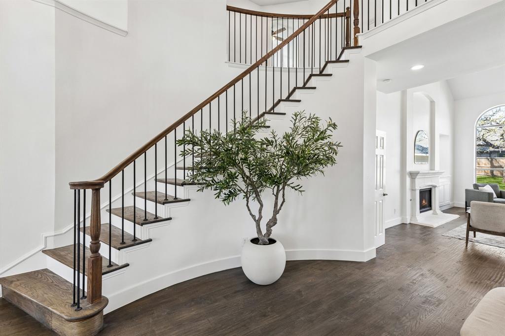 1533 Hudnall Farm Road Keller, TX 76248 - Photo 4 of 40