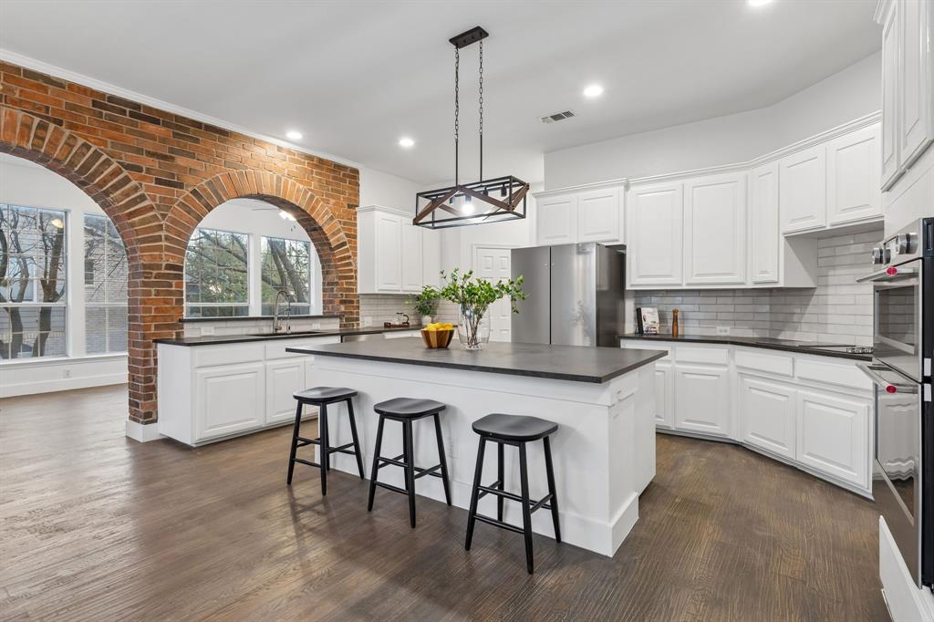 1533 Hudnall Farm Road Keller, TX 76248 - Photo 9 of 40