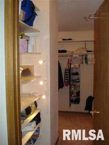 2838 Jersey Ridge Road Davenport, IA 52803 - Photo 13 of 24 Gallery Image 13