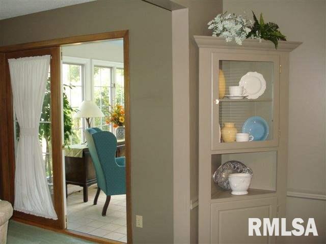 2838 Jersey Ridge Road Davenport, IA 52803 - Photo 5 of 24 Gallery Image 5