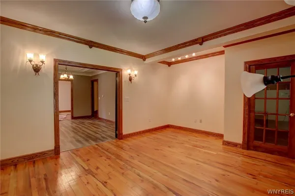 $2,900 | 5880 Draudt Road, Orchard Park, NY 14127