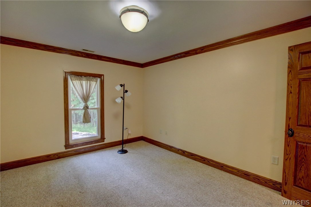 5880 Draudt Road Orchard Park, NY 14127 - Photo 30 of 41