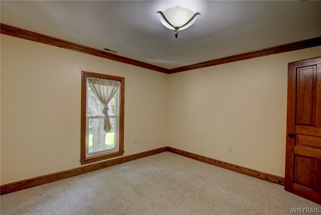 5880 Draudt Road Orchard Park, NY 14127 - Photo 38 of 41