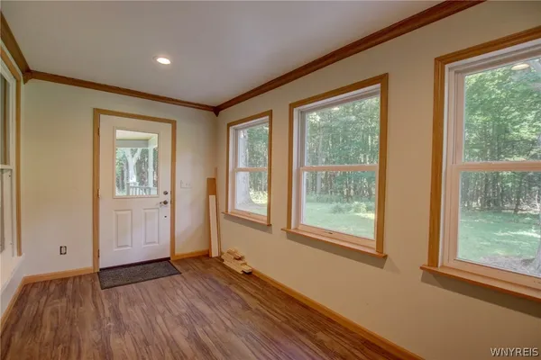 $2,900 | 5880 Draudt Road, Orchard Park, NY 14127