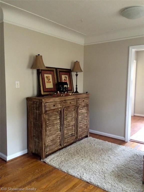 1940 Cambridge Road Berkley, MI 48072 - Photo 13 of 24
