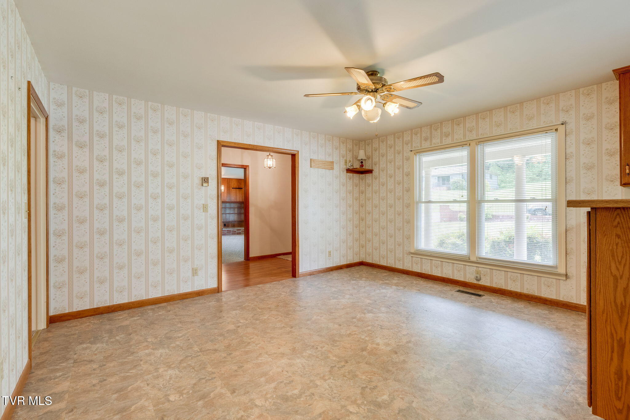 1763 Sylvan Hill Road Elizabethton, TN 37643 - Photo 14 of 55 014