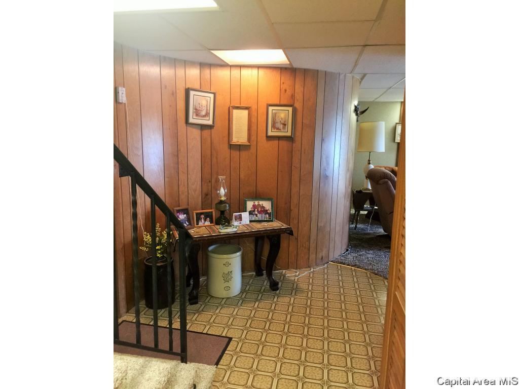 24 Apple Point Petersburg, IL 62675 - Photo 20 of 31 Gallery Image 20