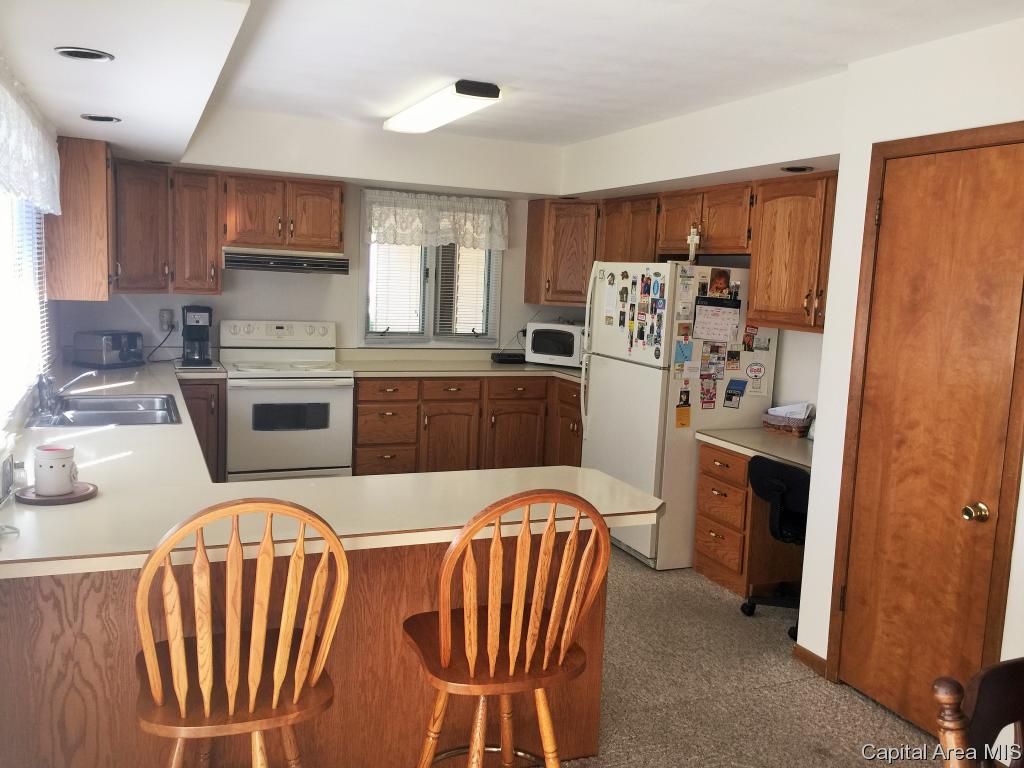 24 Apple Point Petersburg, IL 62675 - Photo 5 of 31 Gallery Image 5