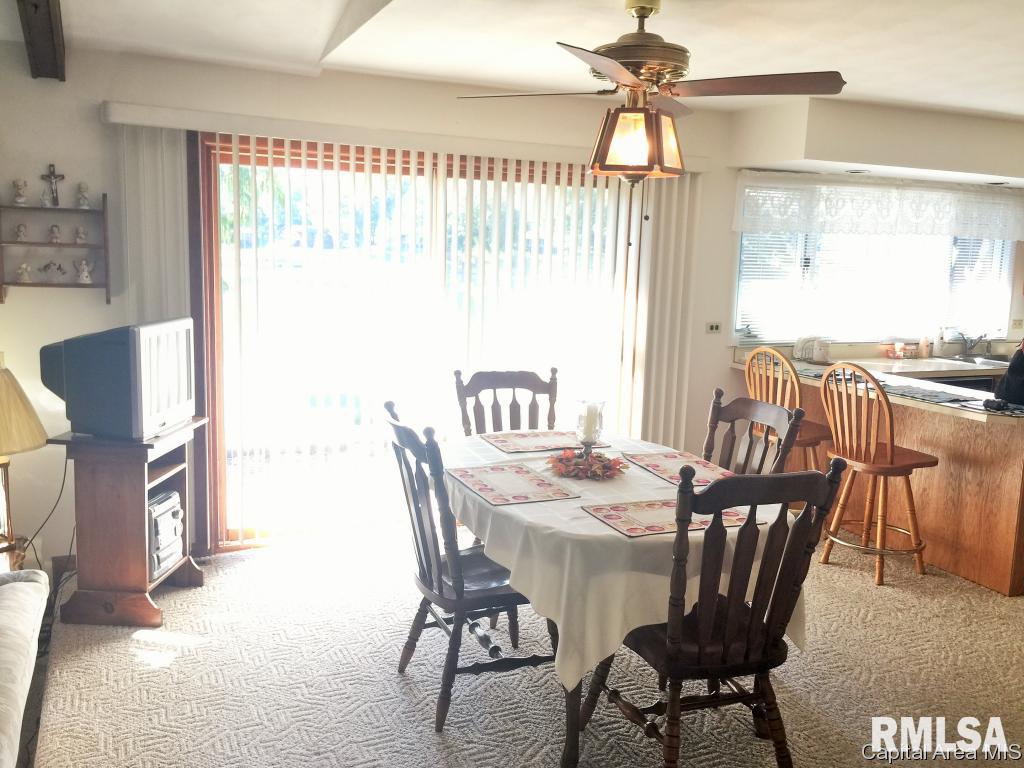 24 Apple Point Petersburg, IL 62675 - Photo 7 of 31 Gallery Image 7