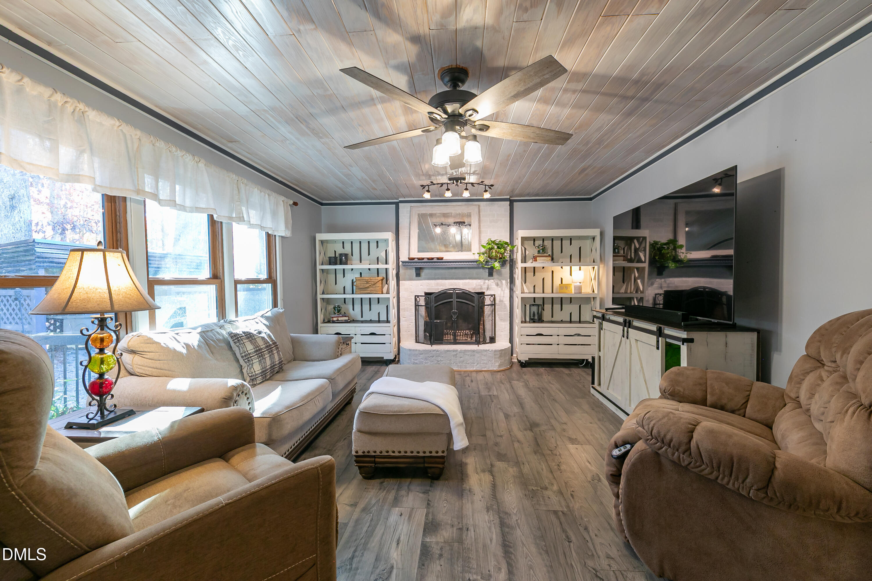 8213 Round Oak Road Raleigh, NC 27616 - Photo 14 of 60 2E6A1787