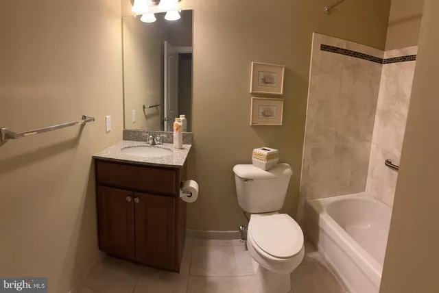 $2,500 | 756 Street Road, Unit 17, Southampton, PA 18966