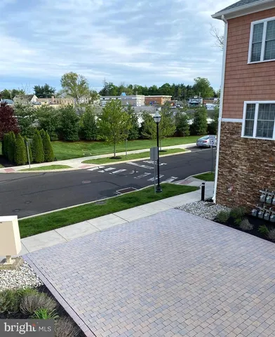 $2,500 | 756 Street Road, Unit 17, Southampton, PA 18966