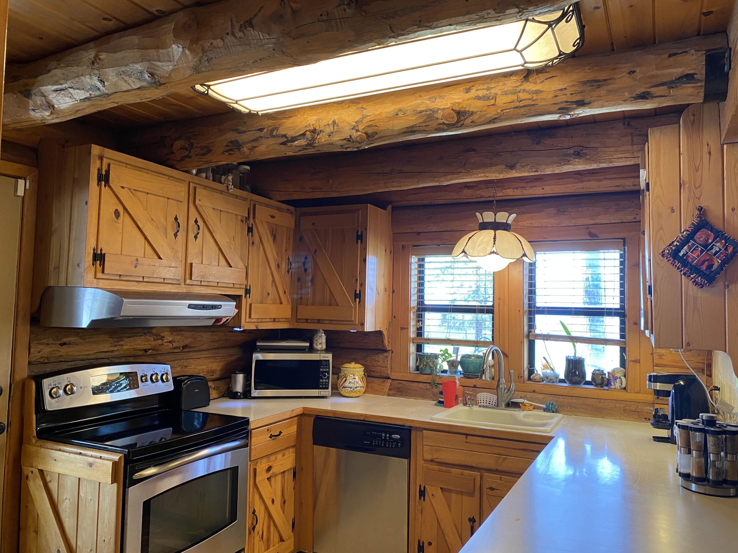 3352 Twin Lakes Road Chiloquin, OR 97624 - Photo 14 of 39 t17
