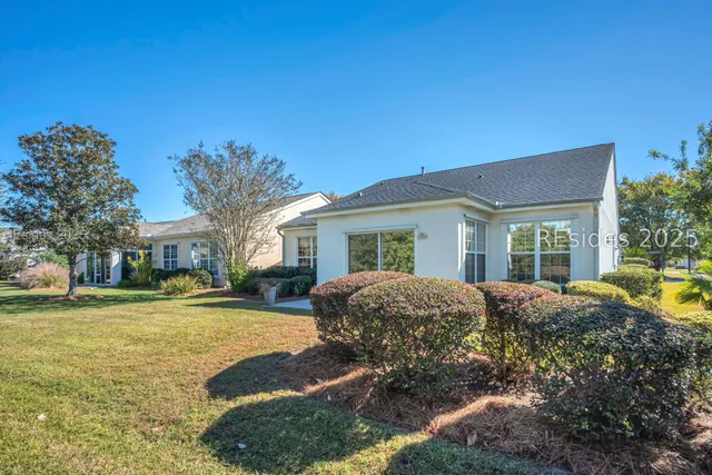 $425,000 | 1 Raindrop Lane, Okatie, SC 29909