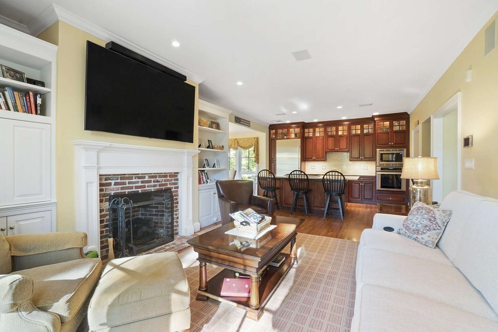 2 Jackson Pond Road, Unit 2 Dedham, MA 02026 - Photo 15 of 30 Gallery Image 15