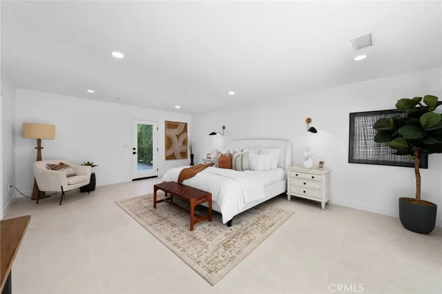 $1,699,000 | 1975 East Mark Leslie Drive, Palm Springs, CA 92264