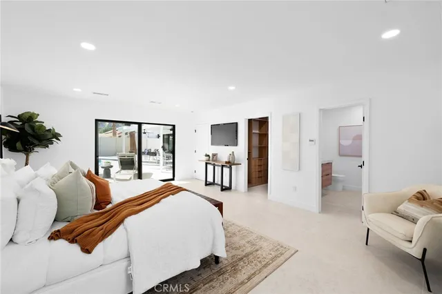 $1,699,000 | 1975 East Mark Leslie Drive, Palm Springs, CA 92264