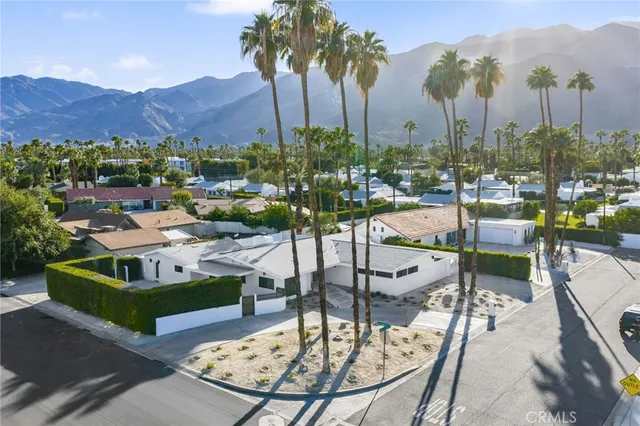$1,699,000 | 1975 East Mark Leslie Drive, Palm Springs, CA 92264