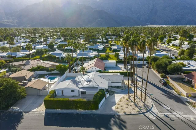 $1,699,000 | 1975 East Mark Leslie Drive, Palm Springs, CA 92264