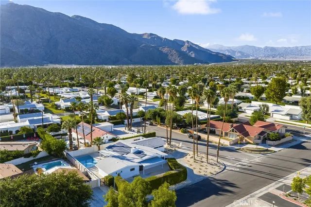 $1,699,000 | 1975 East Mark Leslie Drive, Palm Springs, CA 92264
