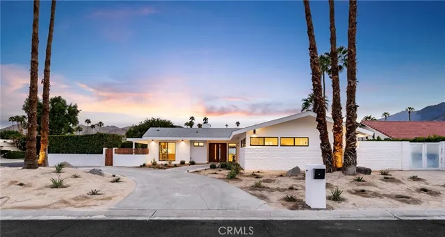 $1,699,000 | 1975 East Mark Leslie Drive, Palm Springs, CA 92264