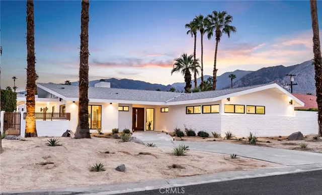 $1,699,000 | 1975 East Mark Leslie Drive, Palm Springs, CA 92264