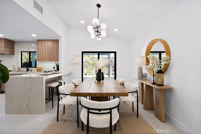 $1,699,000 | 1975 East Mark Leslie Drive, Palm Springs, CA 92264