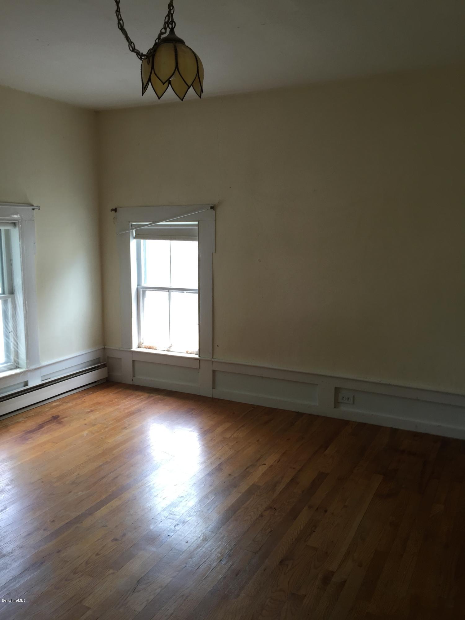 27 Albany Road West Stockbridge, MA 01266 - Photo 15 of 17 IMG_1833