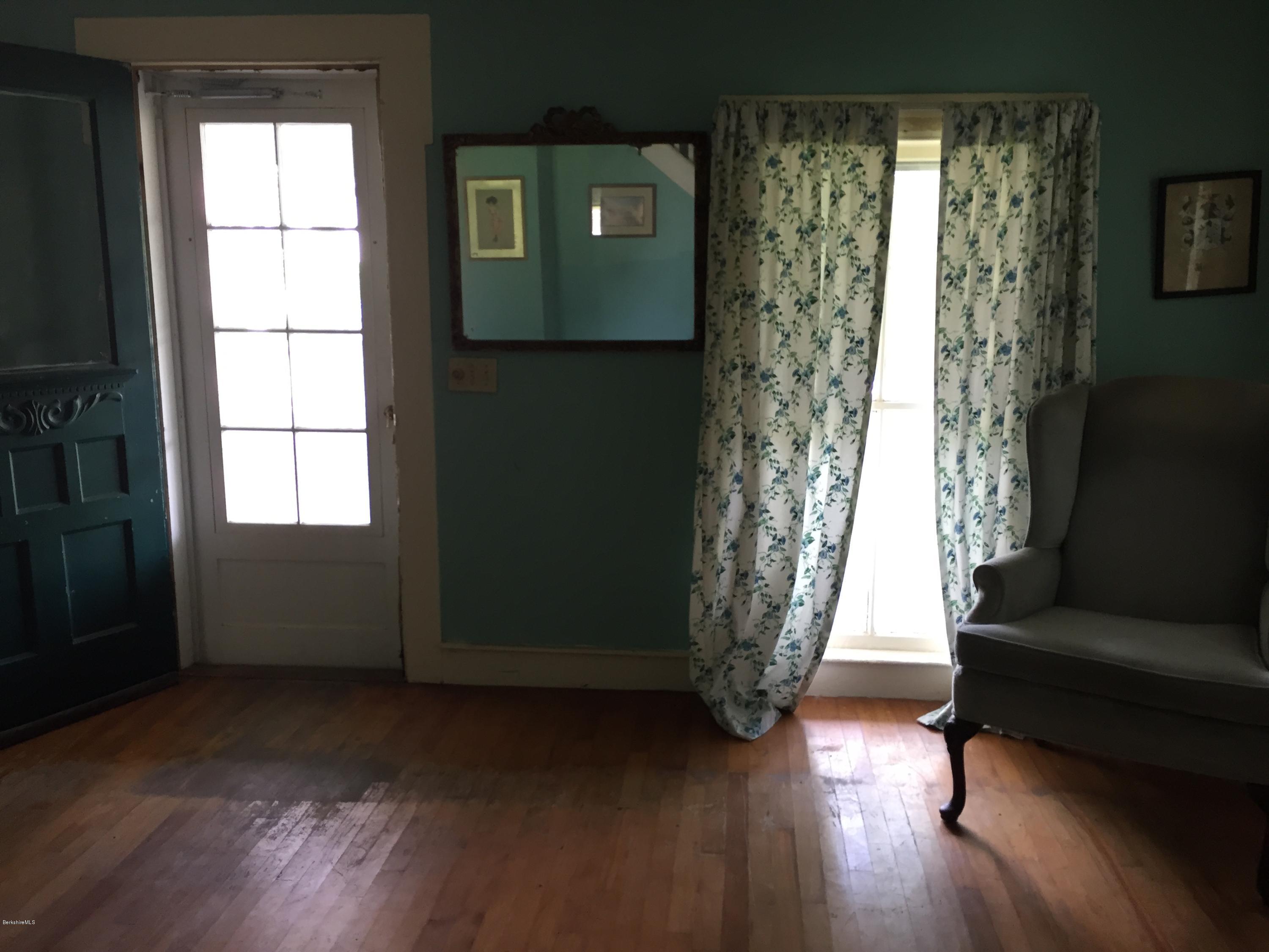 27 Albany Road West Stockbridge, MA 01266 - Photo 10 of 17 IMG_1847