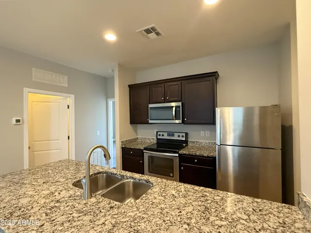 $1,795 | 2720 East Omega Drive, San Tan Valley, AZ 85143