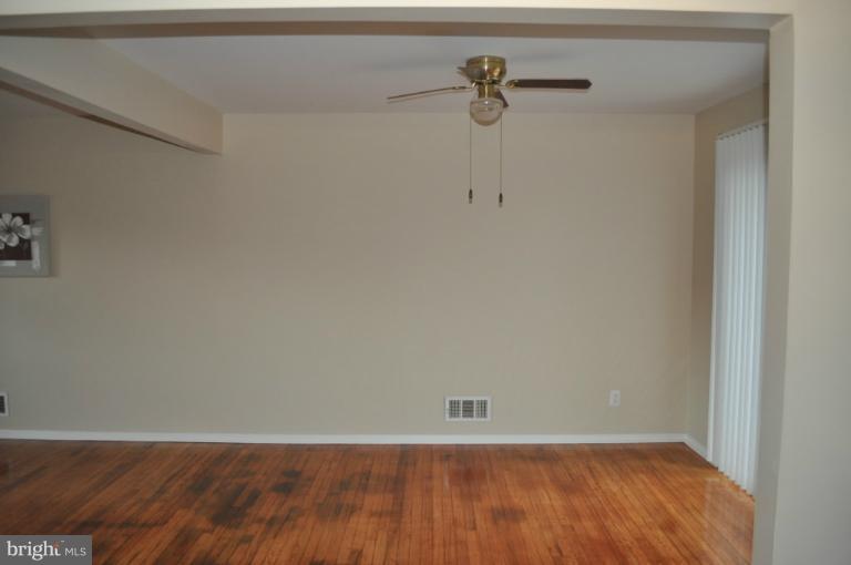 212 Ridgely Road Glen Burnie, MD 21061 - Photo 5 of 12 Dining Room