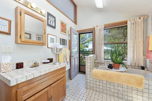 $699,000 | 15288 William Drive, Auburn, CA 95602