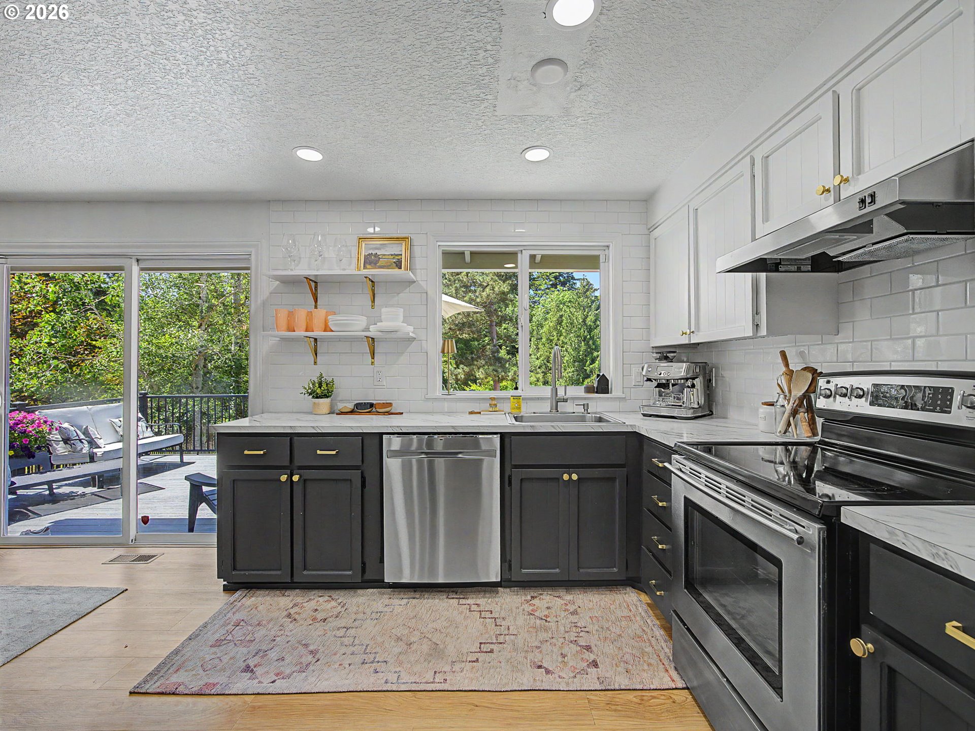 1479 Southwest Willowbrook Court Gresham, OR 97080 - Photo 10 of 48
