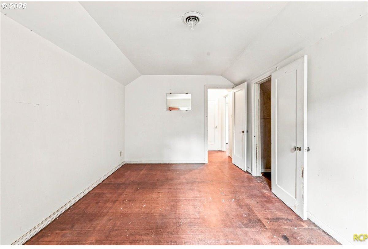 2113 North Sumner Street Portland, OR 97217 - Photo 25 of 30 Gallery Image 25