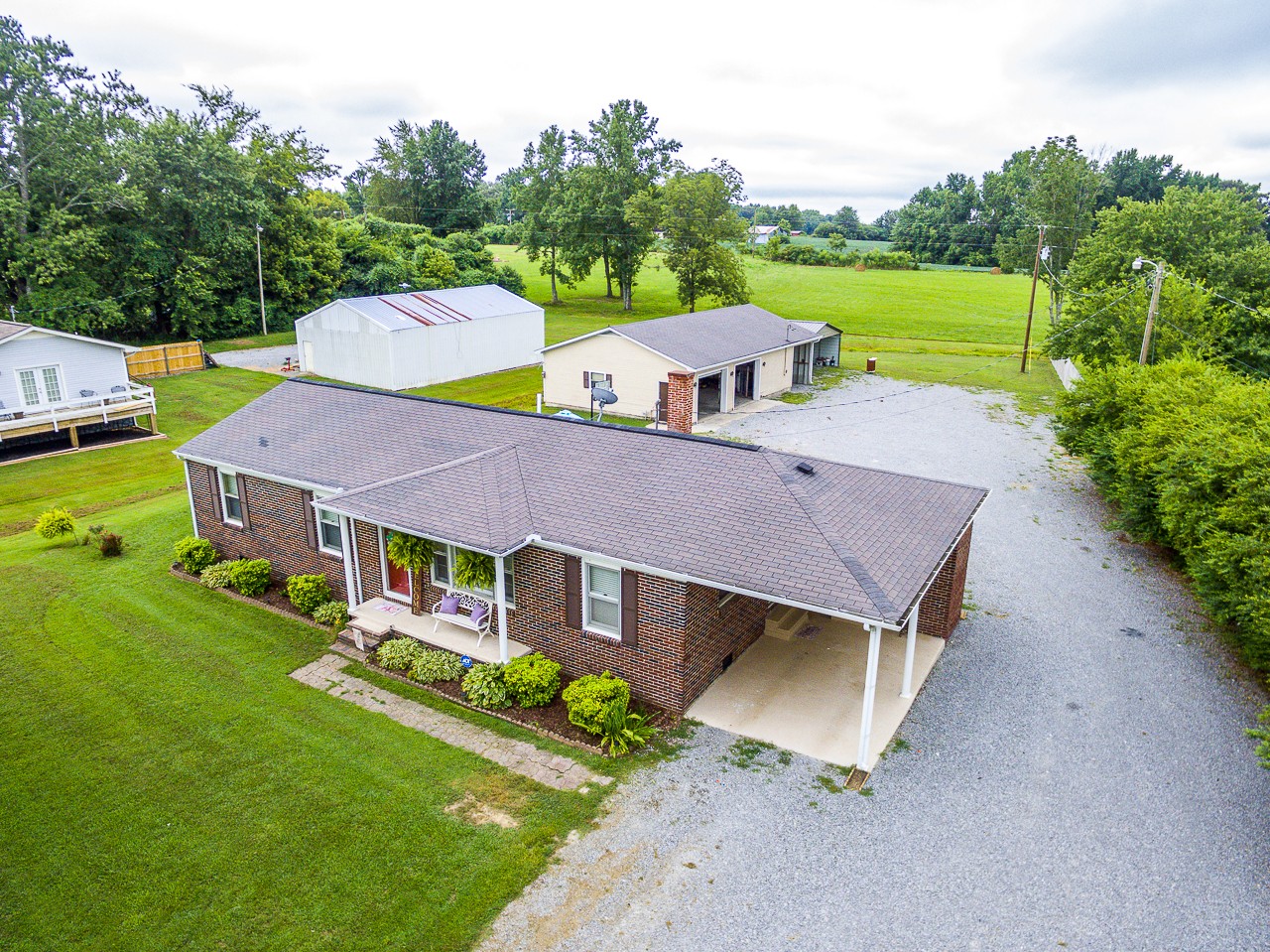 18 Camargo Road Fayetteville, TN 37334 - Photo 4 of 47 Gallery Image 4