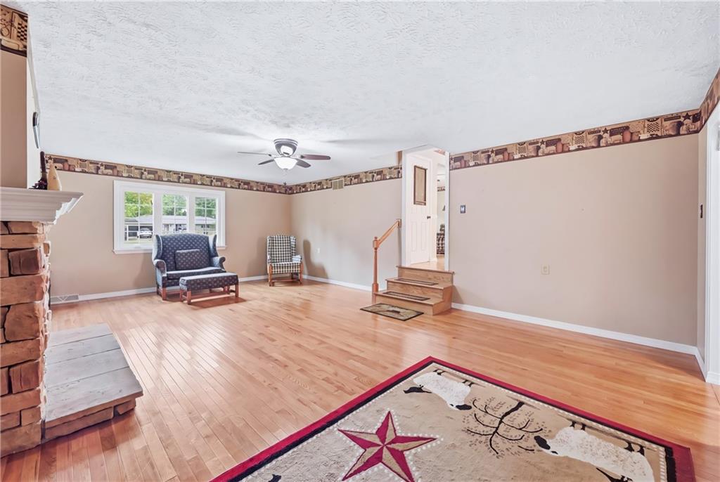 3760 Morefield Road Hermitage, PA 16148 - Photo 16 of 50 Gallery Image 16