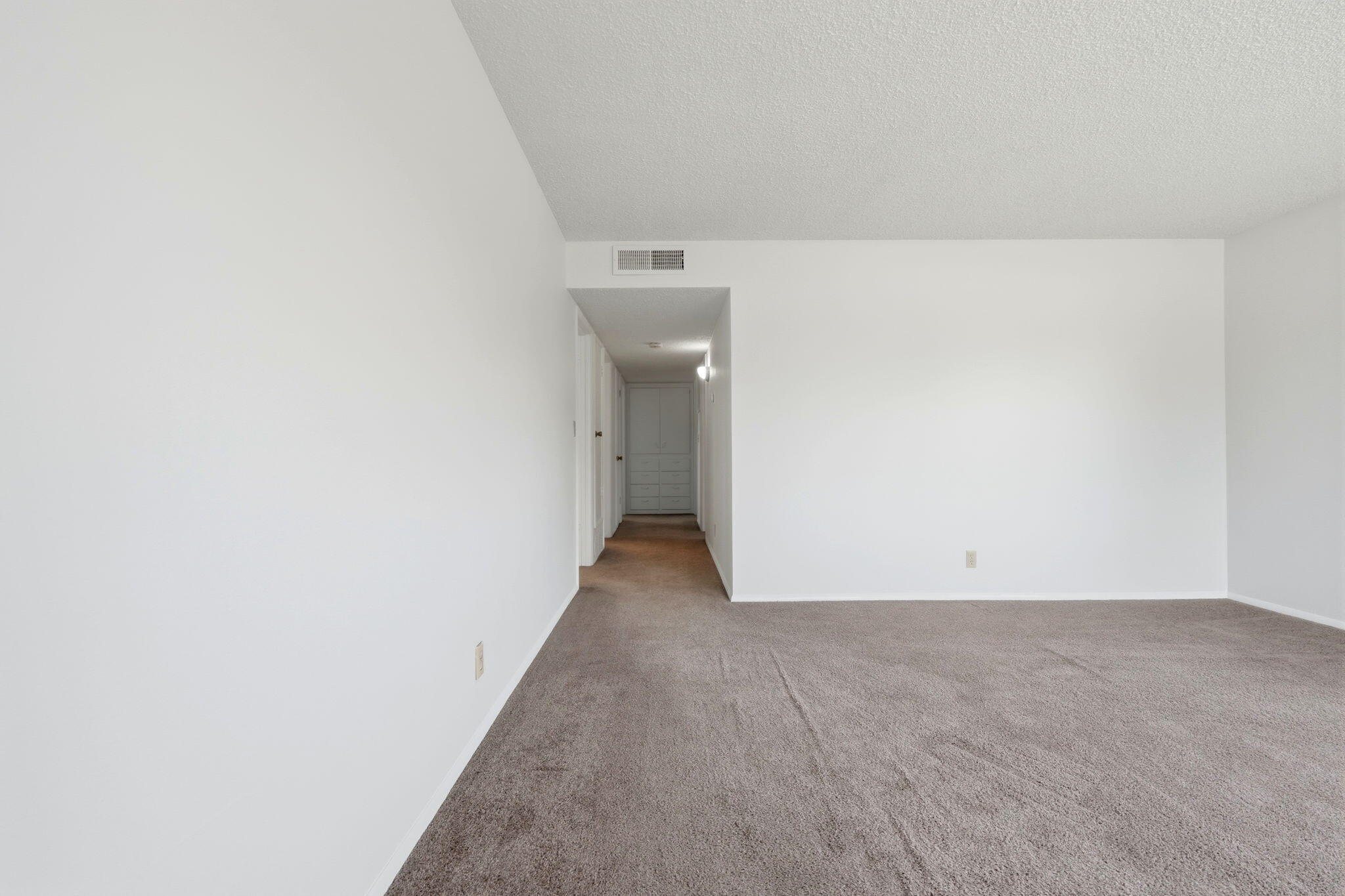 1123 East Washington Avenue Reedley, CA 93654 - Photo 14 of 54 14-1123_E_Washington_Ave_013