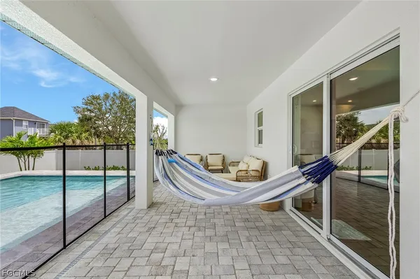 $2,700 | 3015 Northwest 42nd Avenue, Cape Coral, FL 33993