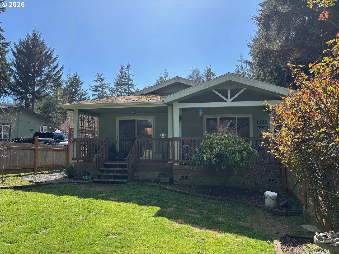 1122 9th Street Southeast Bandon, OR 97411 - Photo 12 of 24