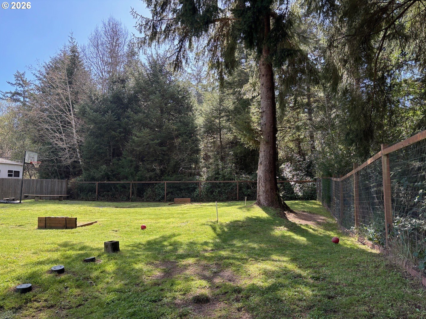 1122 9th Street Southeast Bandon, OR 97411 - Photo 13 of 24