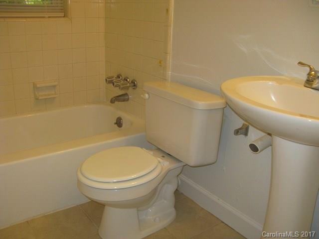 4724 Hovis Road, Unit 1 Charlotte, NC 28208 - Photo 6 of 9